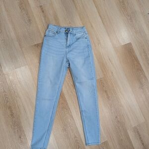 Light Blue Women's Jeans - Slim Athletic Fit